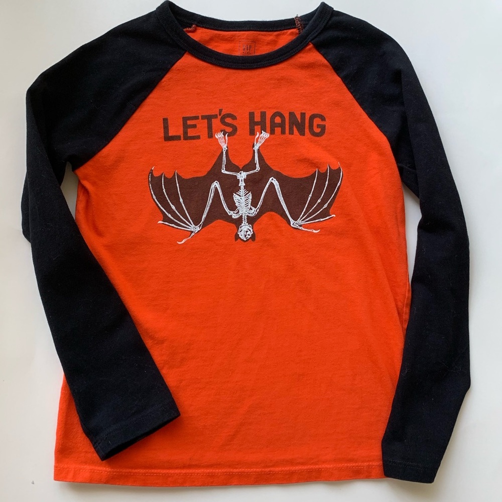 Gap Glow in the dark Halloween shirt